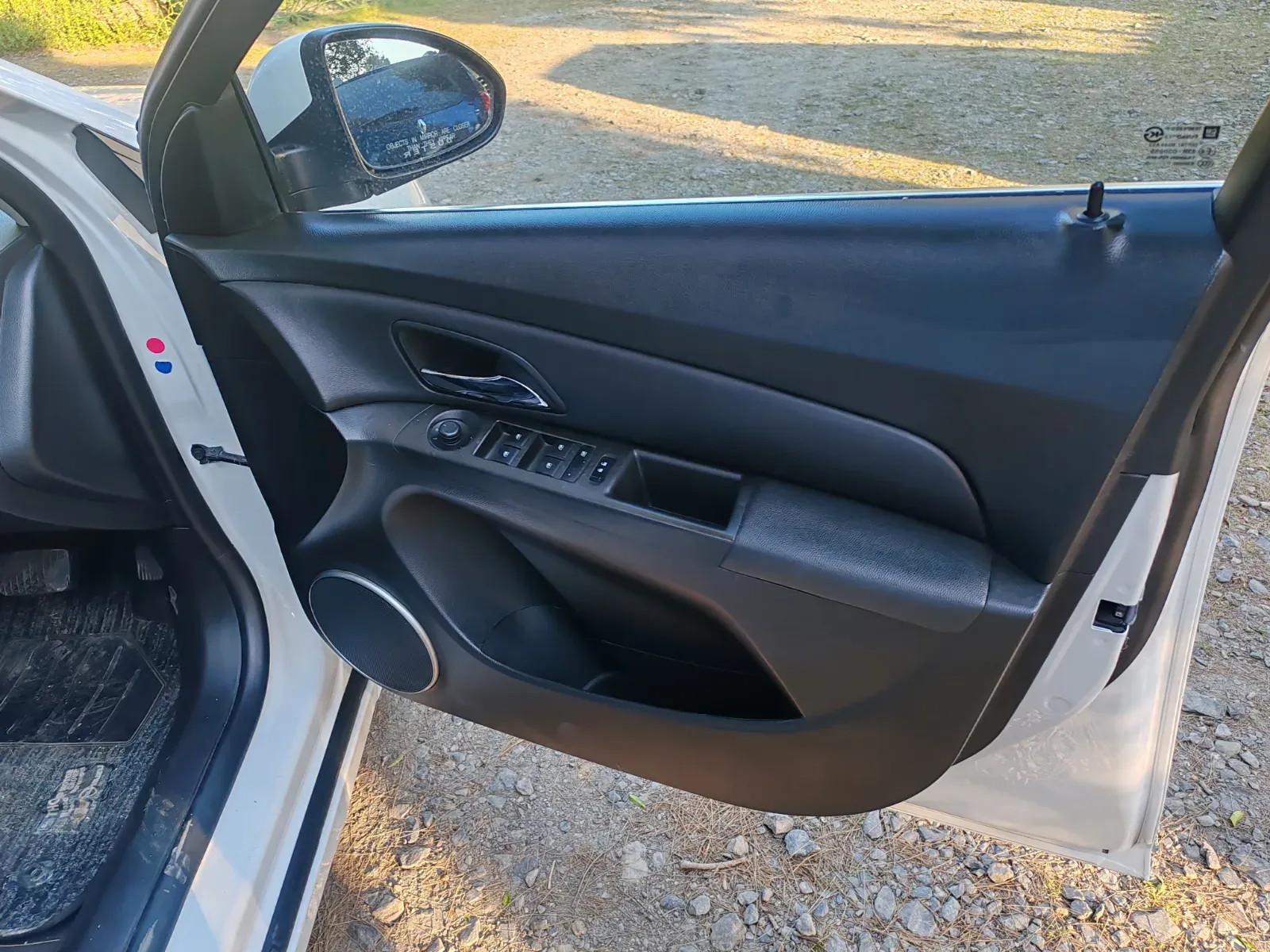 2015 Chevrolet  Cruze LS — photo 10