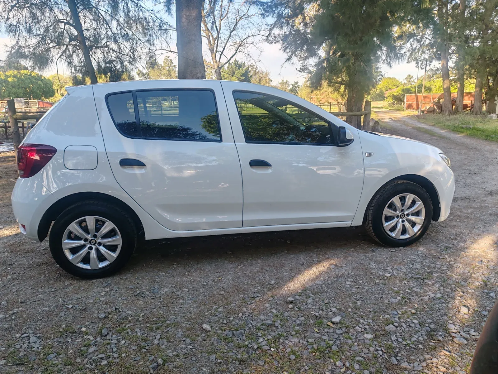 2019 Renault  Sandero 900t Expression  — photo 14