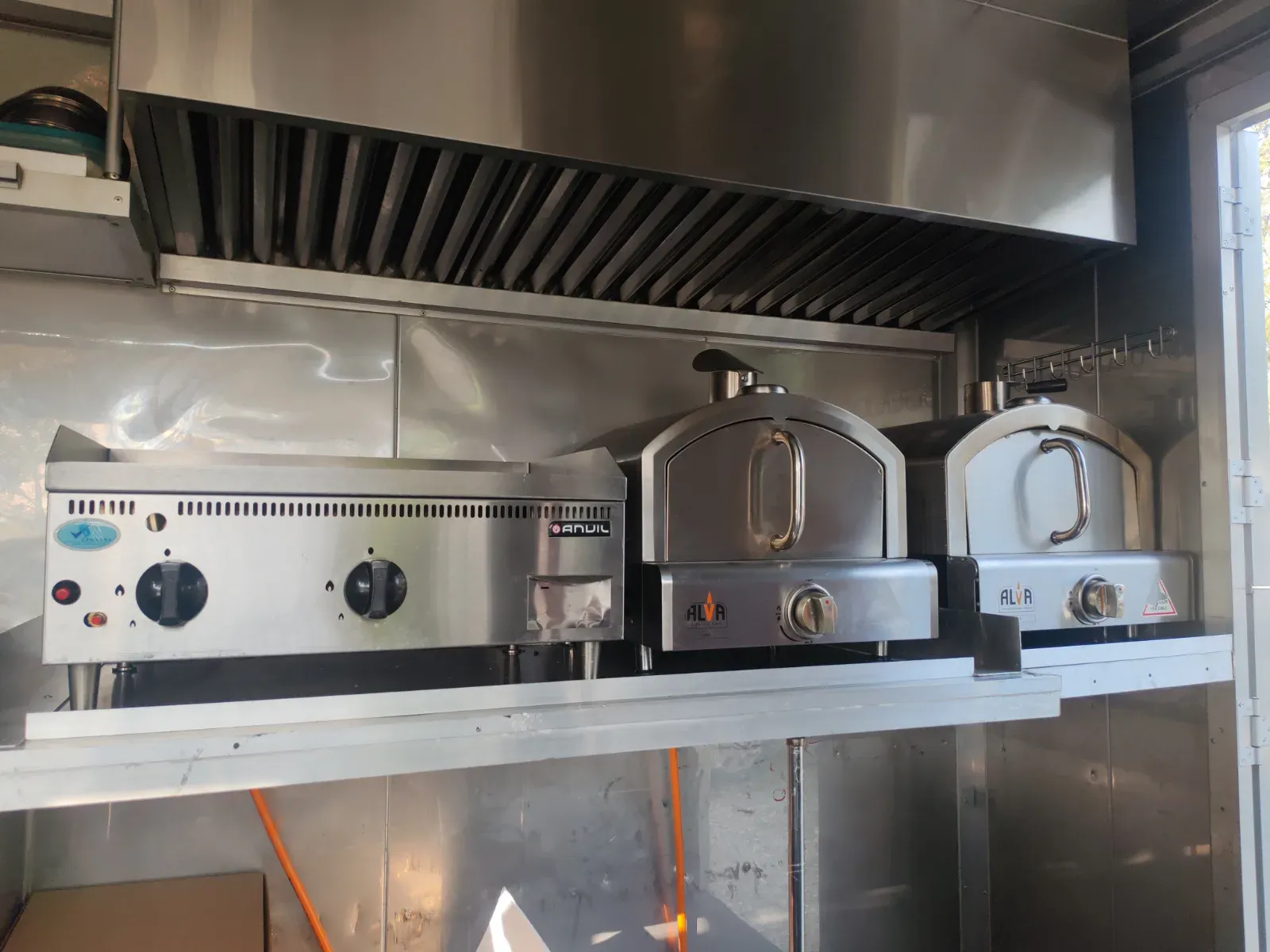 2023 FOOD TRAILER  Double axle — photo 6