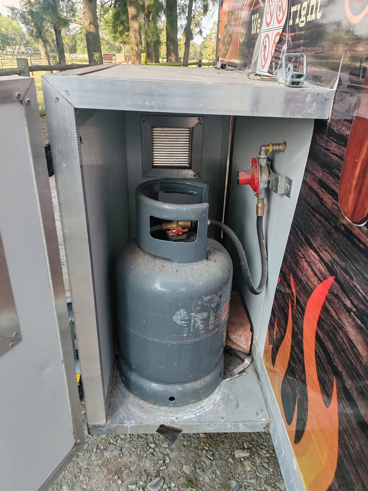 2023 FOOD TRAILER  Double axle — photo 14
