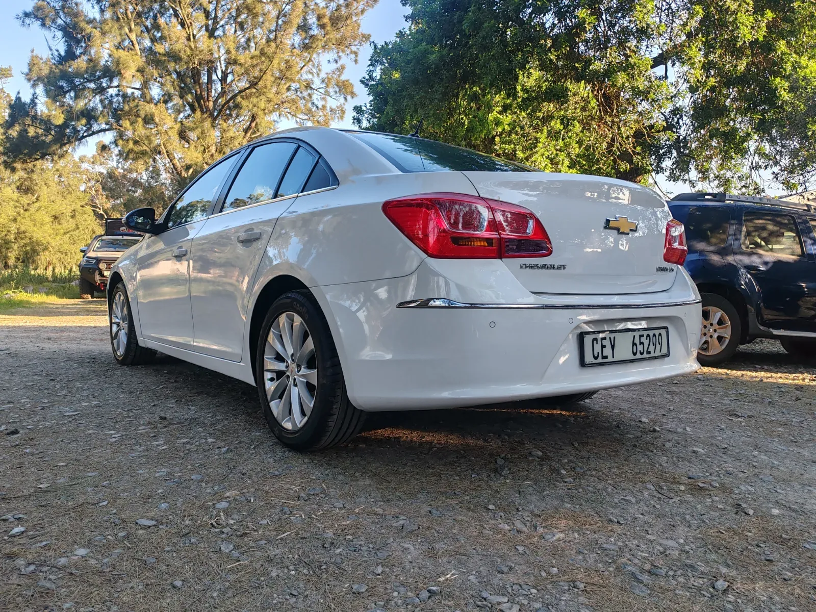 2015 Chevrolet  Cruze LS — photo 4