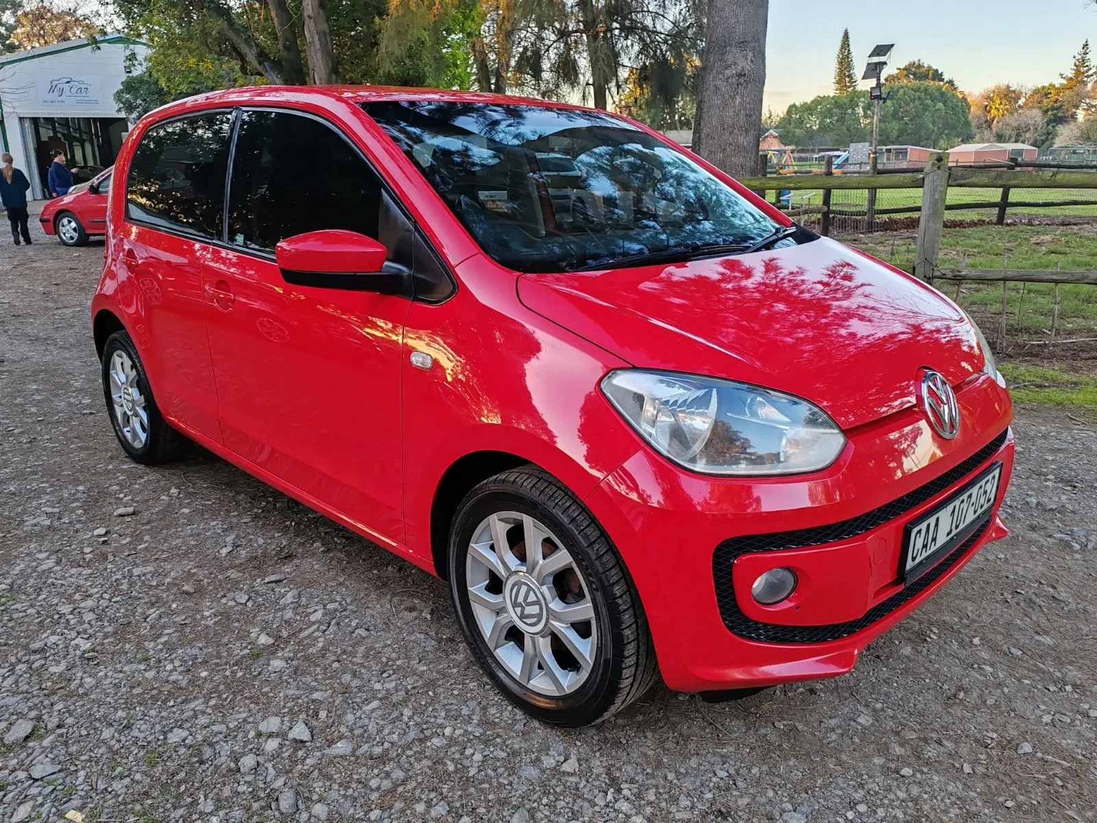 2016 Volkswagen  MOVE UP — photo 14