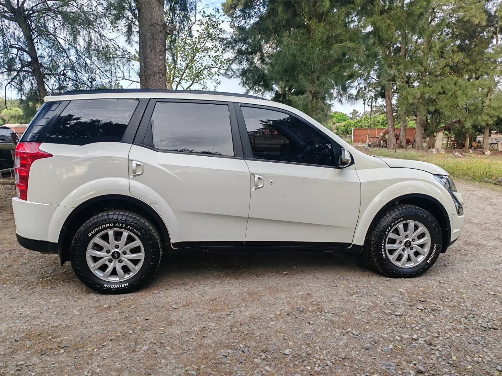 2016 Mahindra  XUV 500 W6 — photo 15