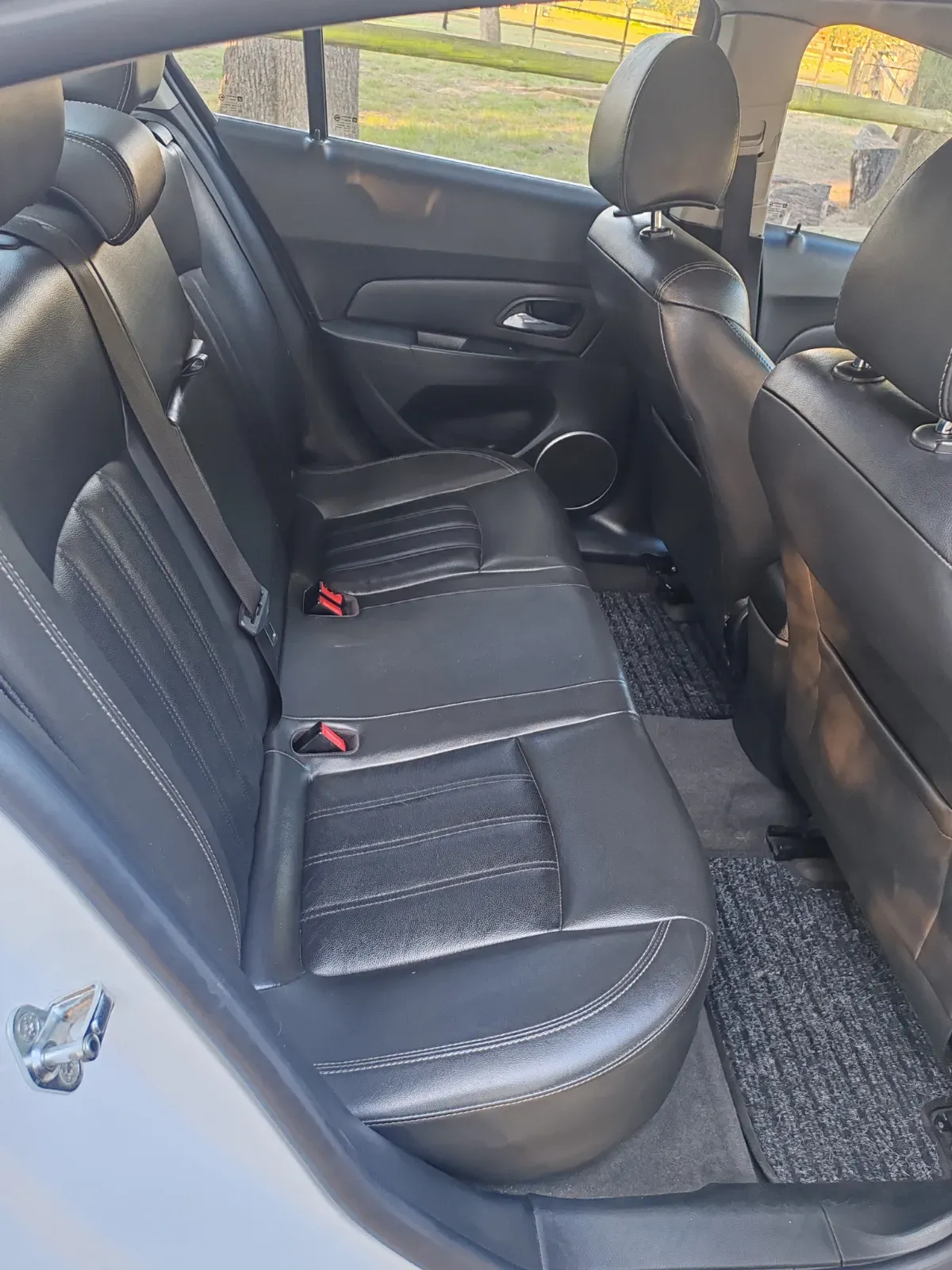 2015 Chevrolet  Cruze LS — photo 17