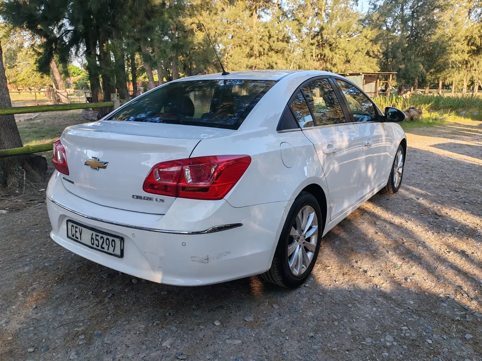 2015 Chevrolet  Cruze LS — photo 20